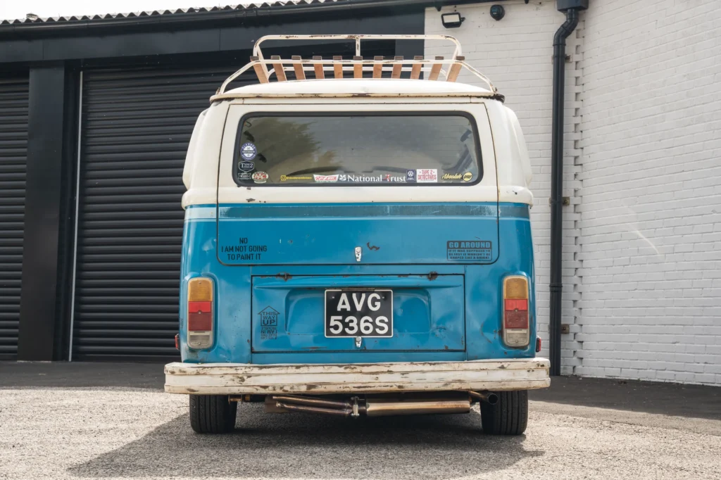 volkswagen-type-2-bay-window-micro-bus-blue-patina-563s_0019