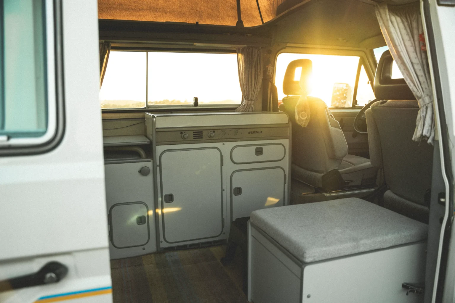 volkswagen-t25-t3-westfalia-california-camper-van-fwc_0003