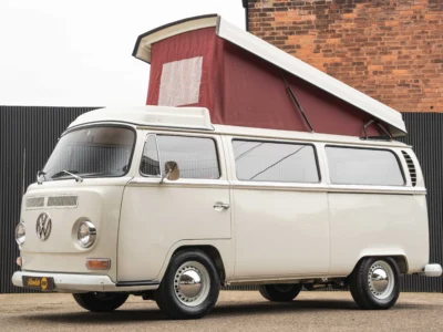volkswagen-type-2-bay-window-camper-van-pastel-white650j_002