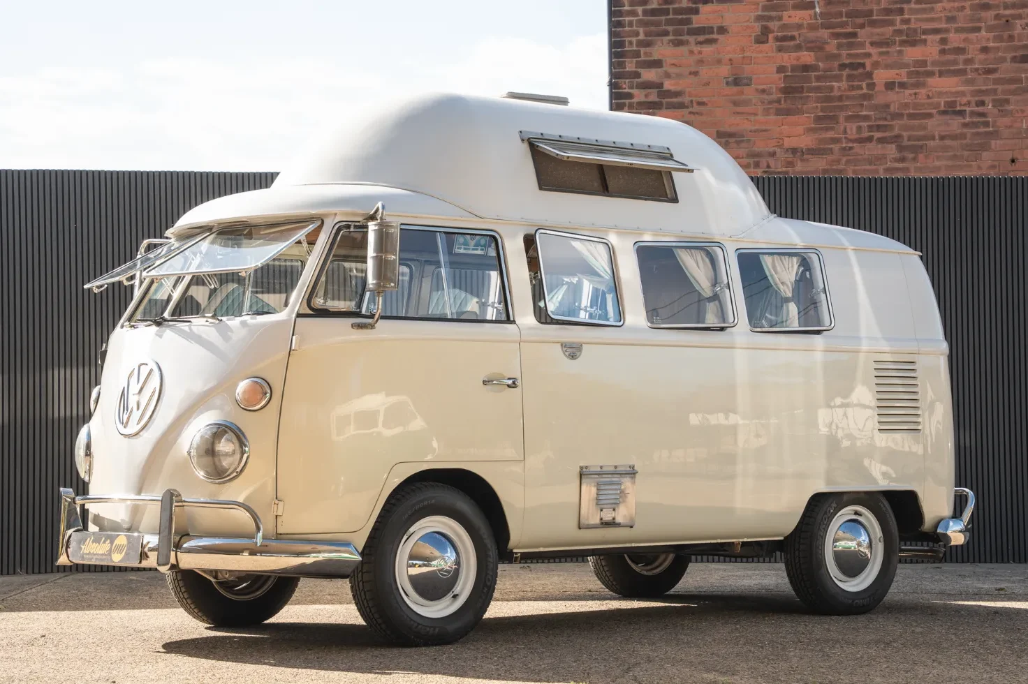 volkswagen-split-screen-type-2-t1-snow-top-camper-van-for-sale-336e_077