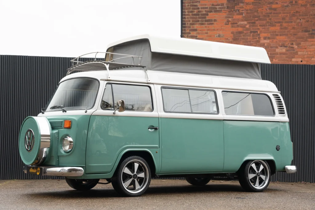 absolute-vw-volkswagen-type-2-t2-bay-window-danbury-watercooled-camper-van-for-sale-uk-kay_001