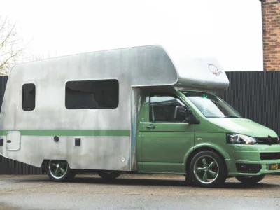 retro-tourer-volkswagen-transporter-t5-absolute-vw