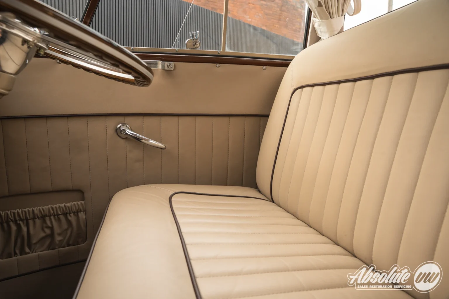1959-volkswagen-type-2-t1-splitscreen-23-window-samba-rhd-for-sale-uk-796_020