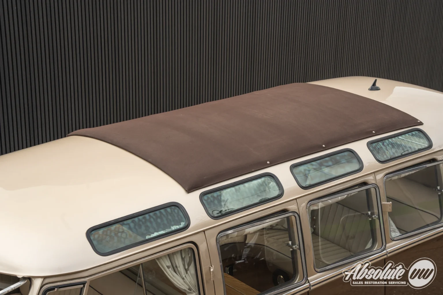 1959-volkswagen-type-2-t1-splitscreen-23-window-samba-rhd-uk-supplied-for-sale-uk-796_019