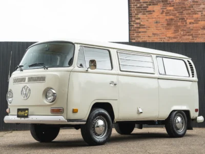 1971-volkswagen-type-2-t2-bay-window-westfalia-campmobile-camper-for-sale-uk-429j_002